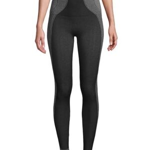 Spanx Curved Lines Seamless Leggings - 20065R